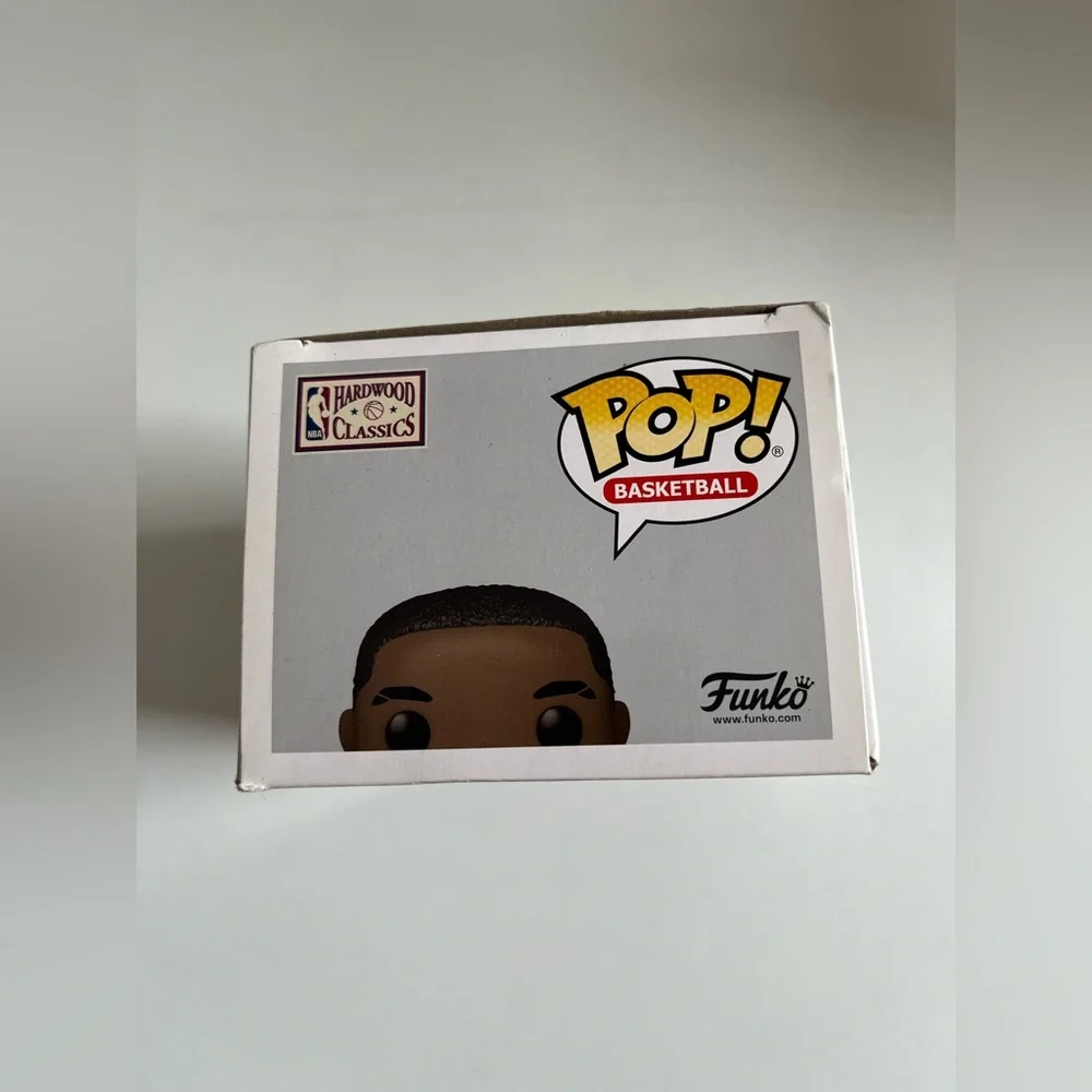 New Funko POP NBA Legends Karl Malone 1992 Team USA Target Exclusive #113 figure